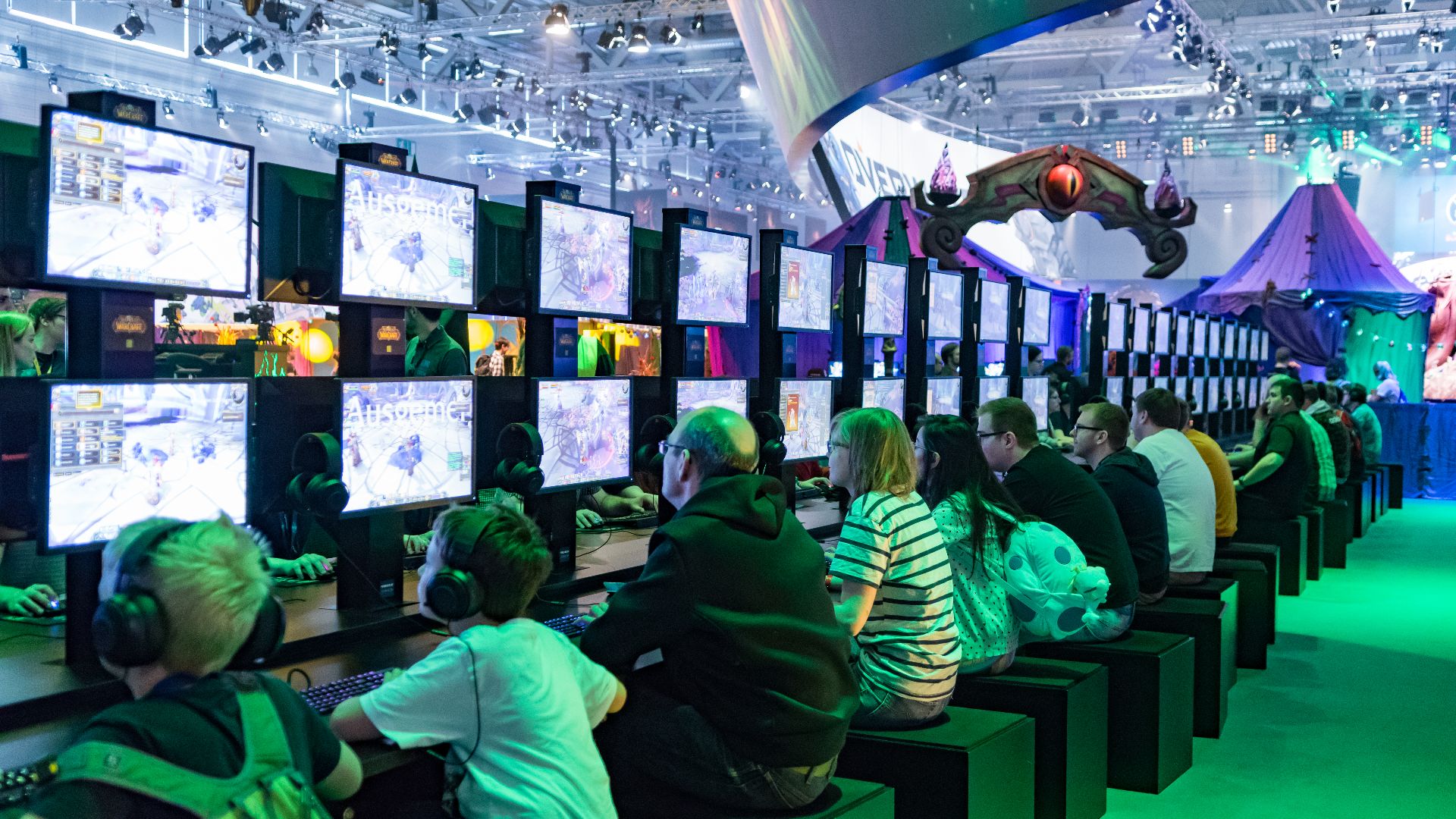 File:World of Warcraft Legion Gamescom 2017 (36455139760).jpg