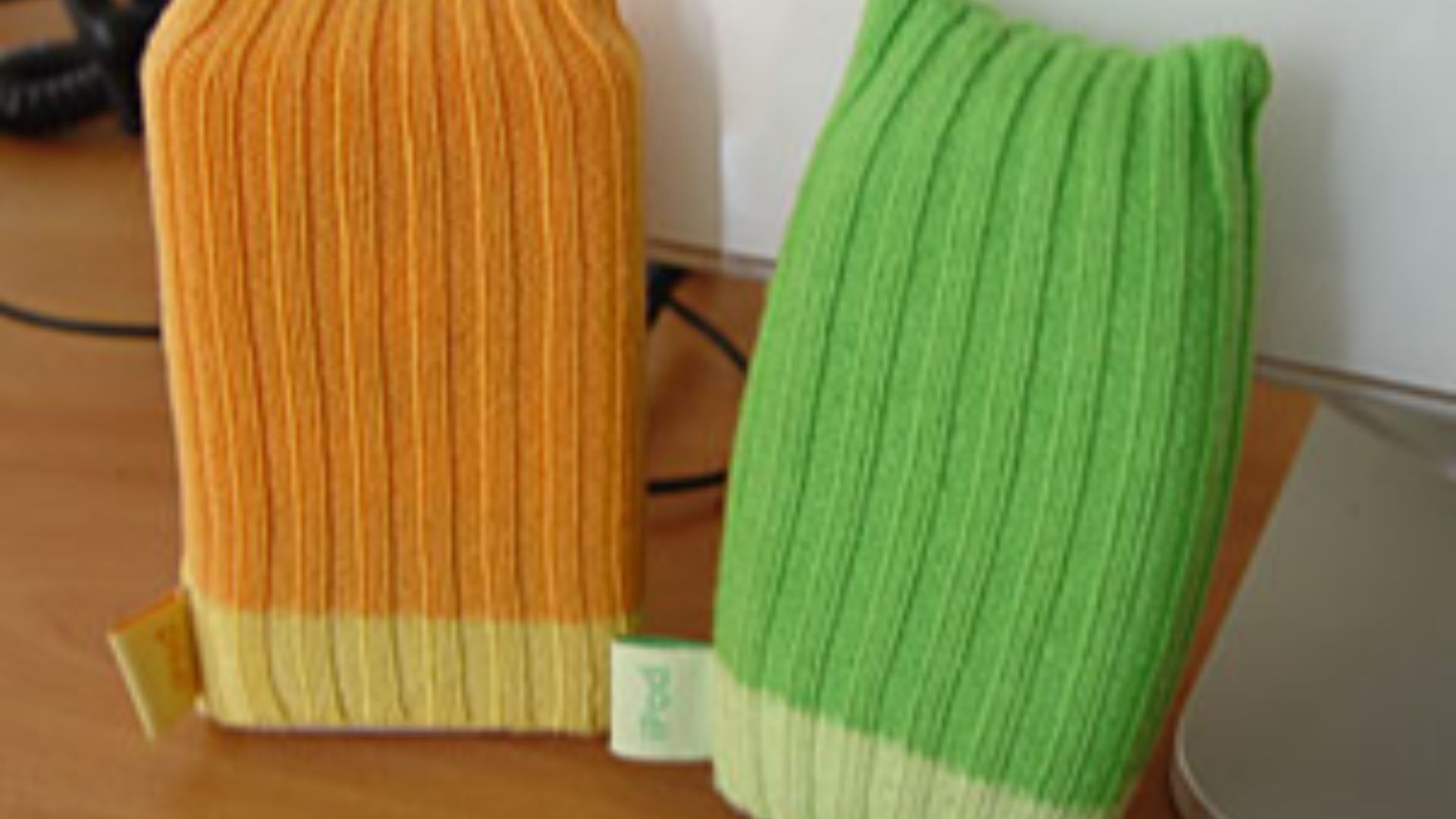 File:IPod Socks (6771341).jpg