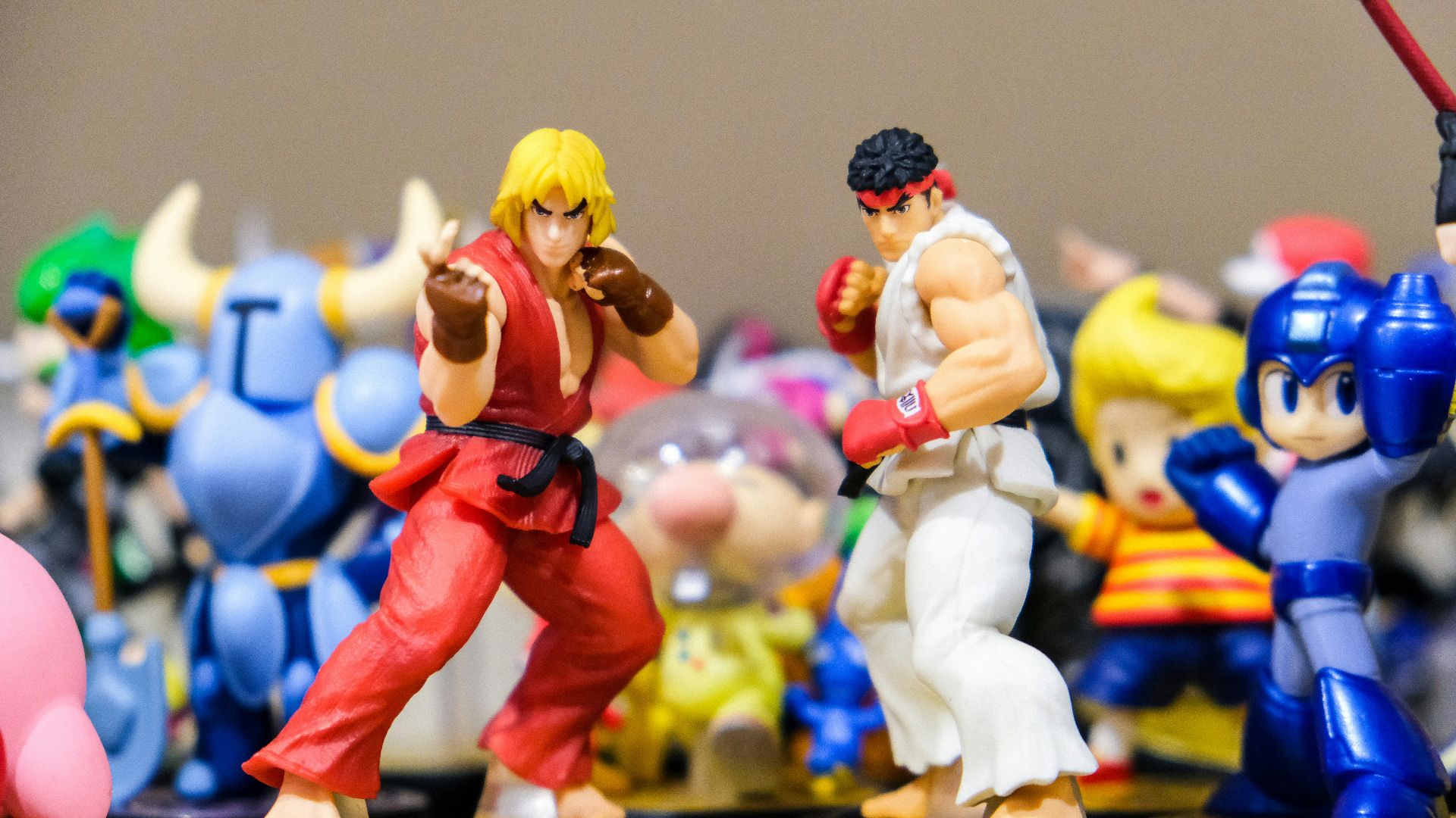 Street Fighter Ken and Ryu figurines