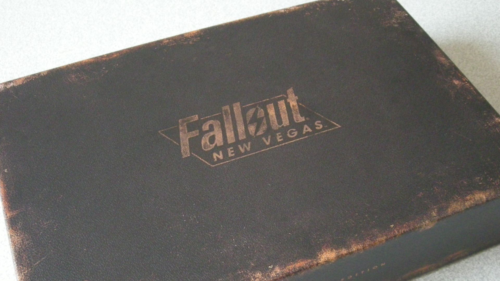 File:Fallout-New-Vegas-Collectors-Edition.jpg