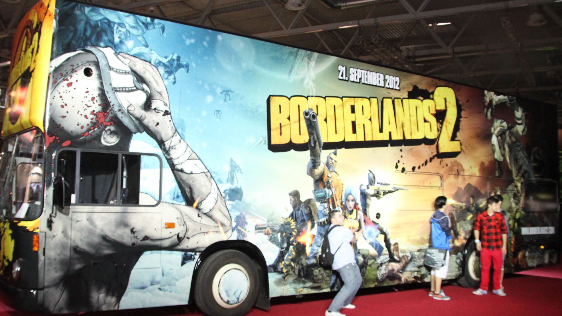 File:Borderlands-Bus (7794122778).jpg