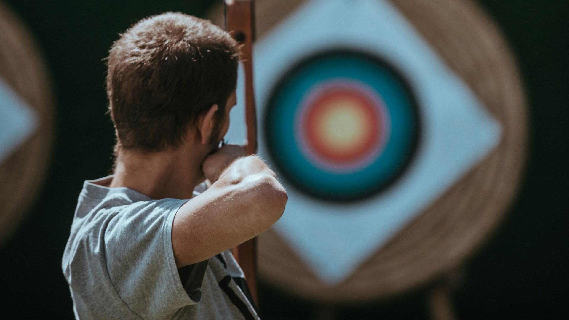 white and brown composite bow
