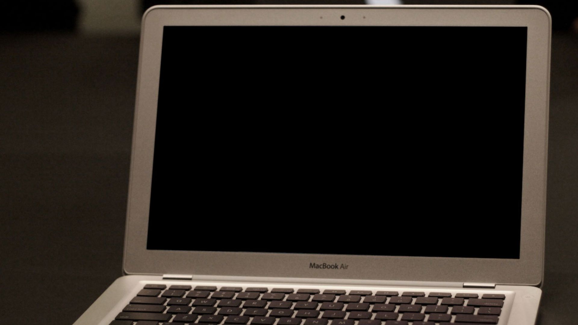 File:MacBook Air black.jpg