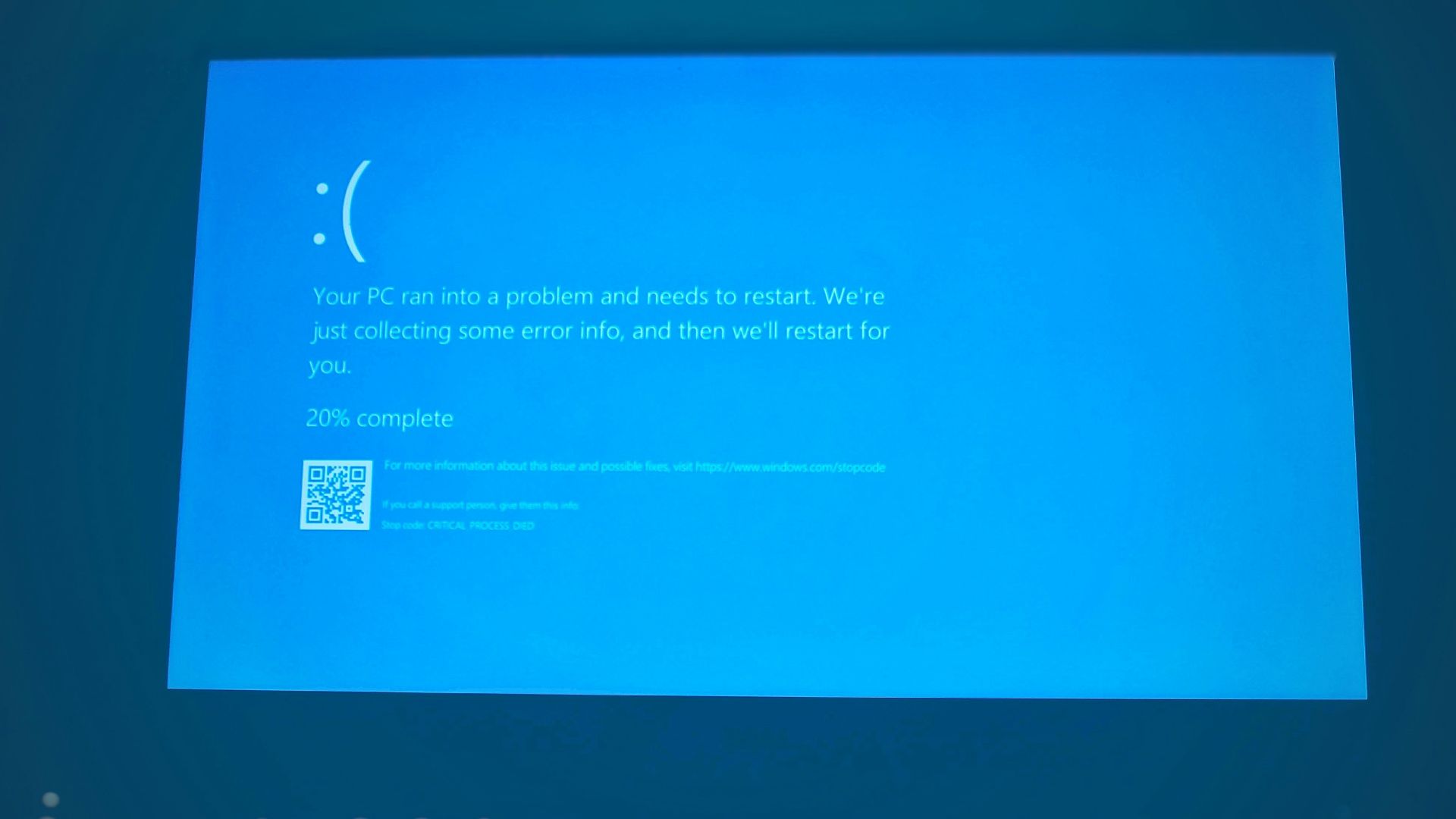 black flat screen computer monitor