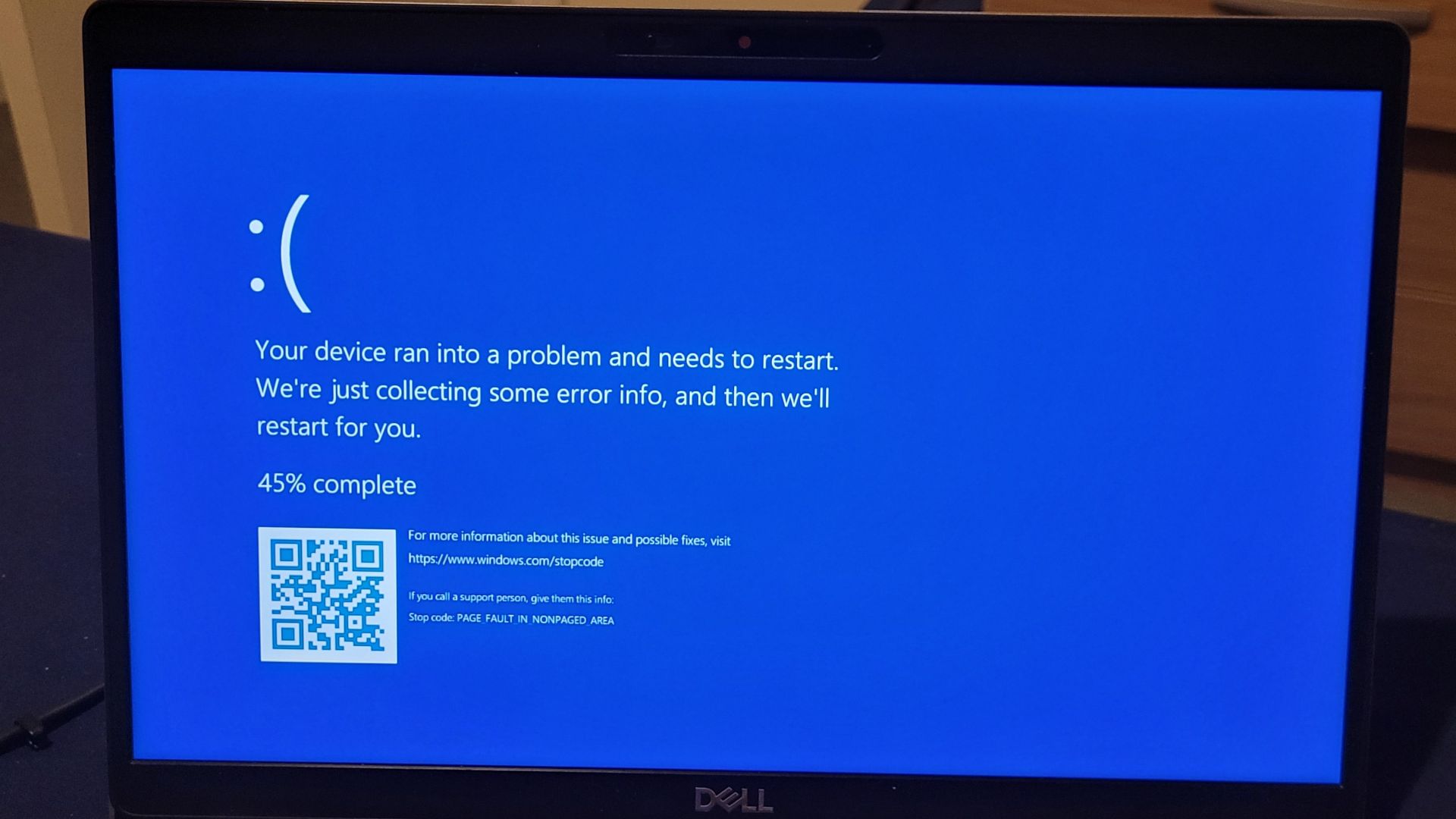 File:Blue screen of death on a Dell laptop.jpg