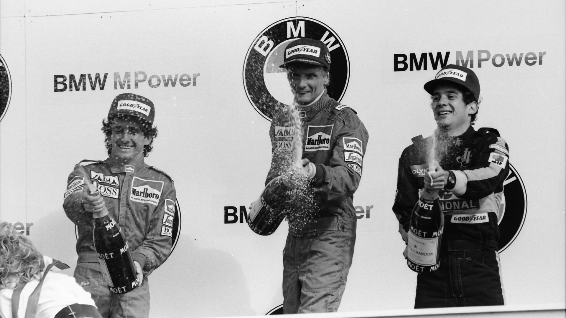 File:Het podium na de laatste Formule 1-race in Zandvoort, met Prost, Lauda en Senna, NL-HlmNHA 1478 25453 K 22.jpg