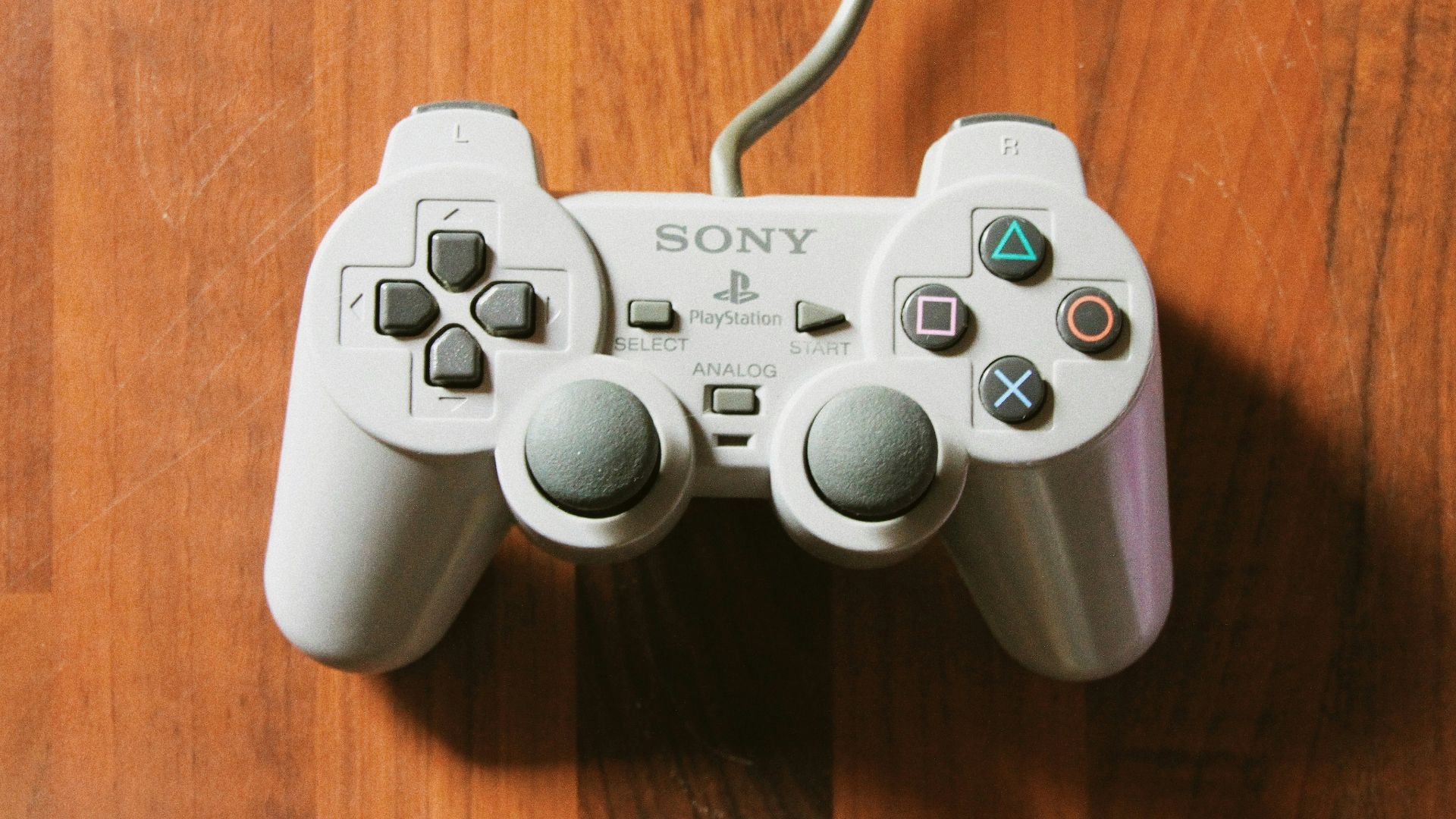 gray sony ps 4 controller