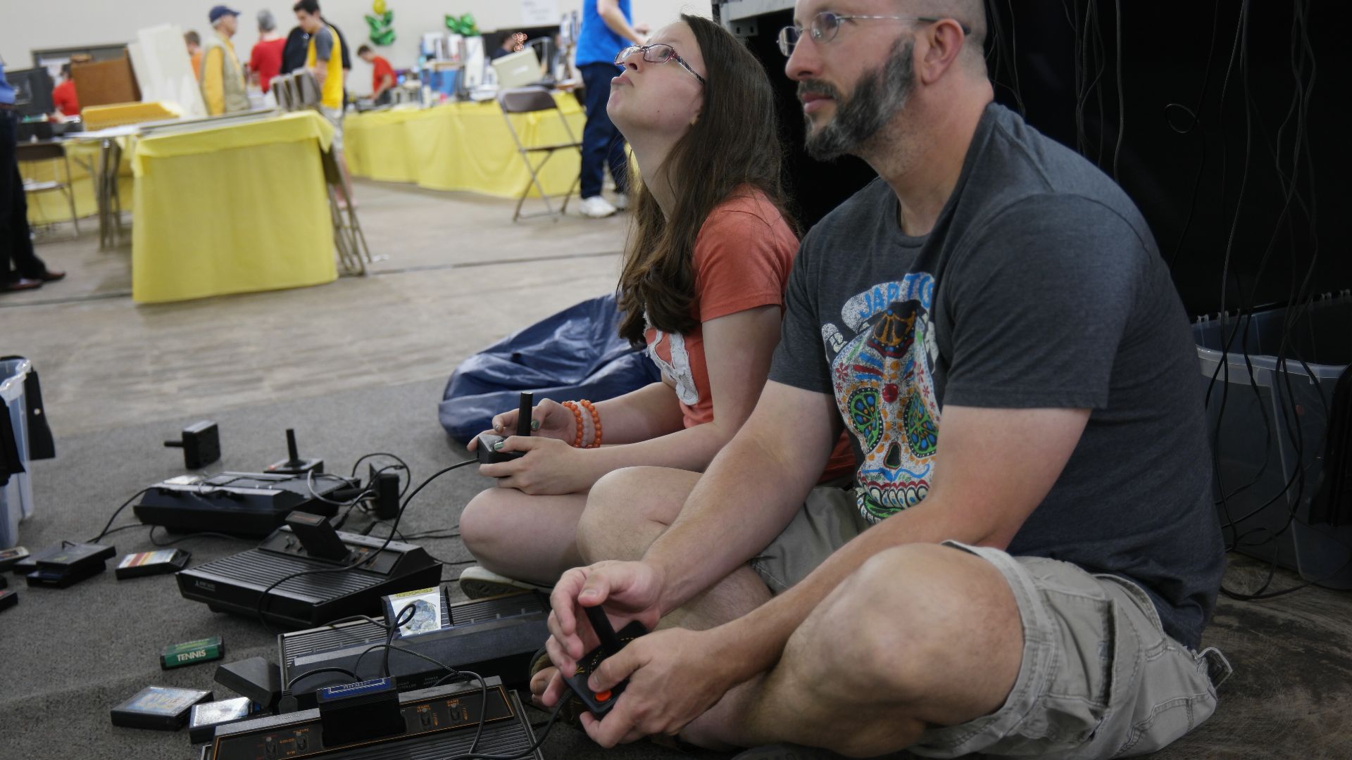 File:Playing Atari 2600 games (16741614943).jpg