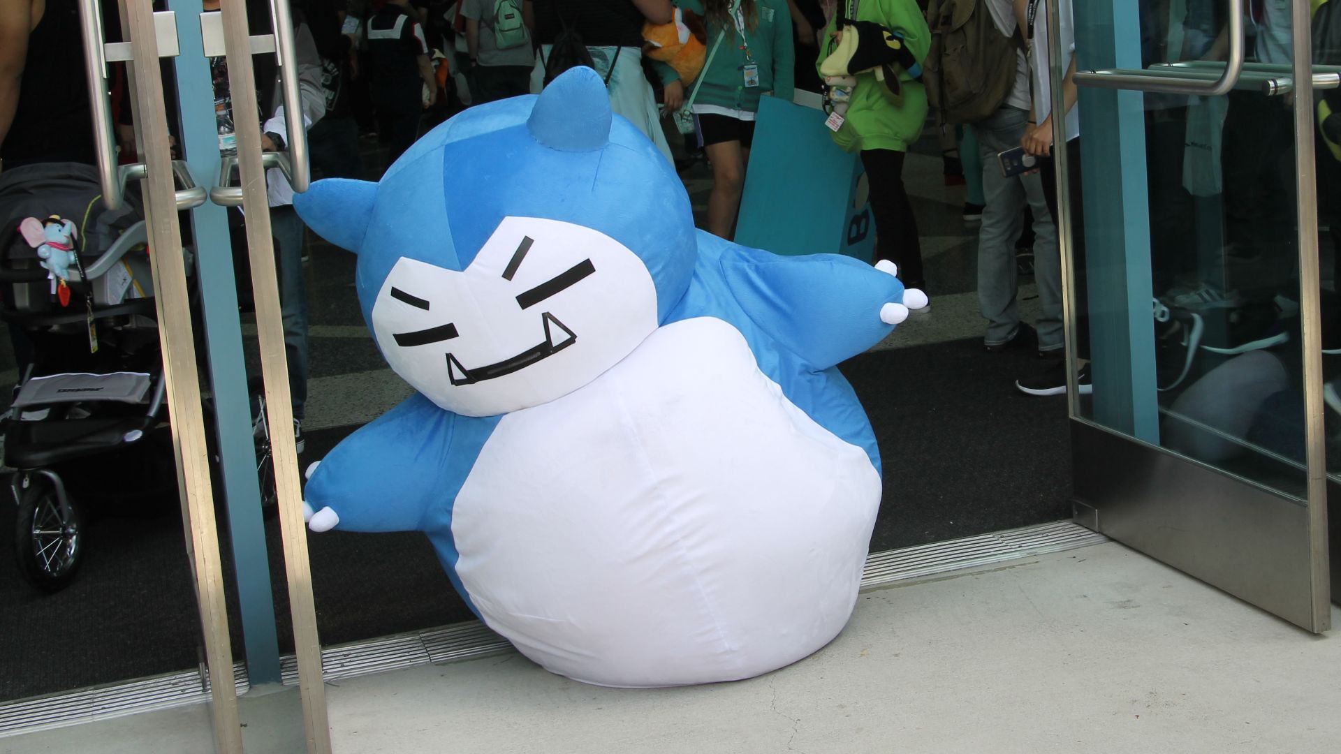 File:FanimeCon 2018 323 (42397841582).jpg