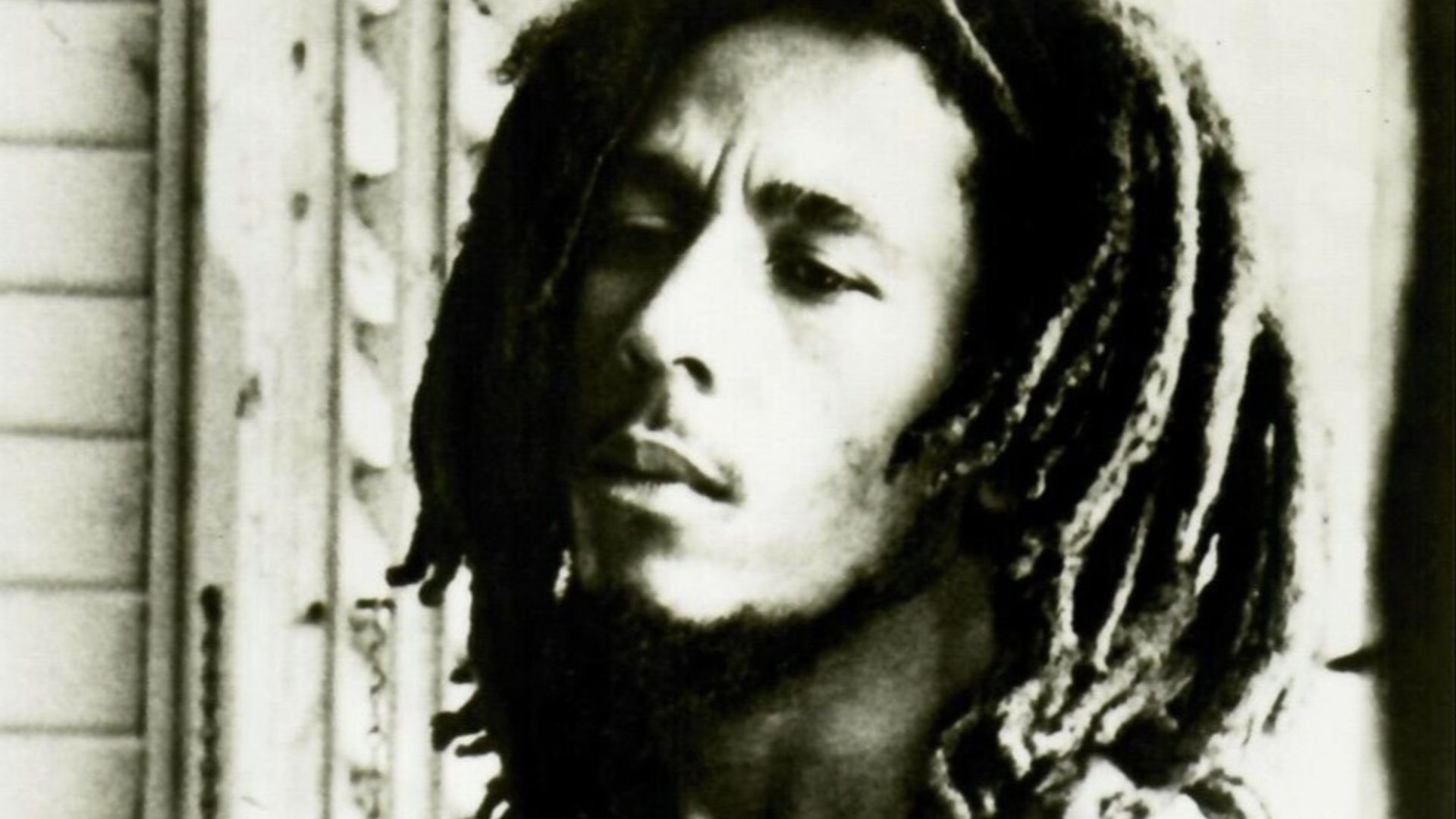 File:Bob Marley 1977 press photo.jpg