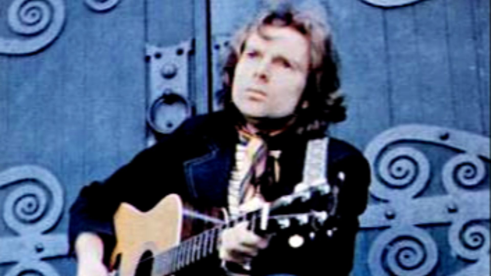 File:Van Morrison (1972).png