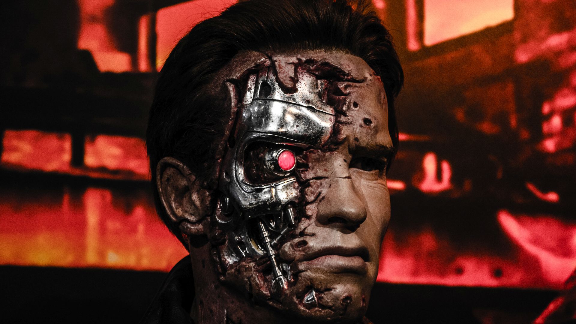 File:Terminator in Madame Tussaud London (33465711484).jpg