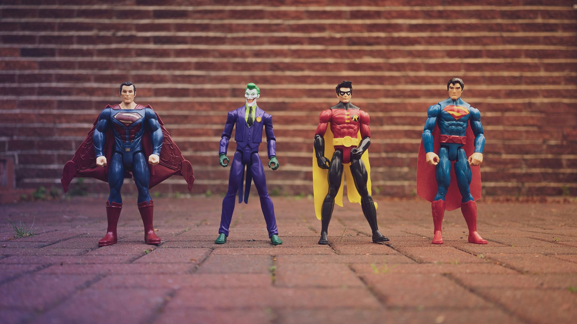 Superheroes and Villains figure