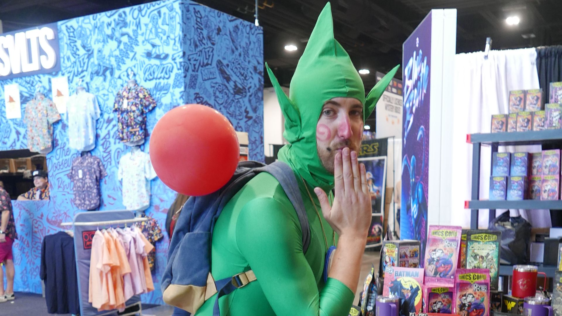File:Fan Expo Denver 2024 - Cosplay of Tingle.jpg
