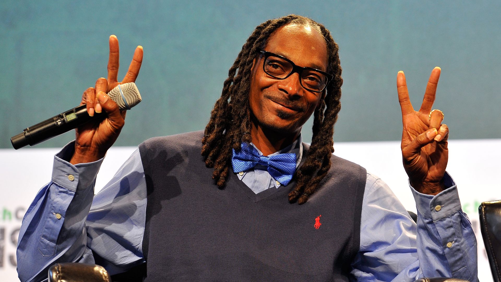 File:Snoop Dogg 2015.jpg
