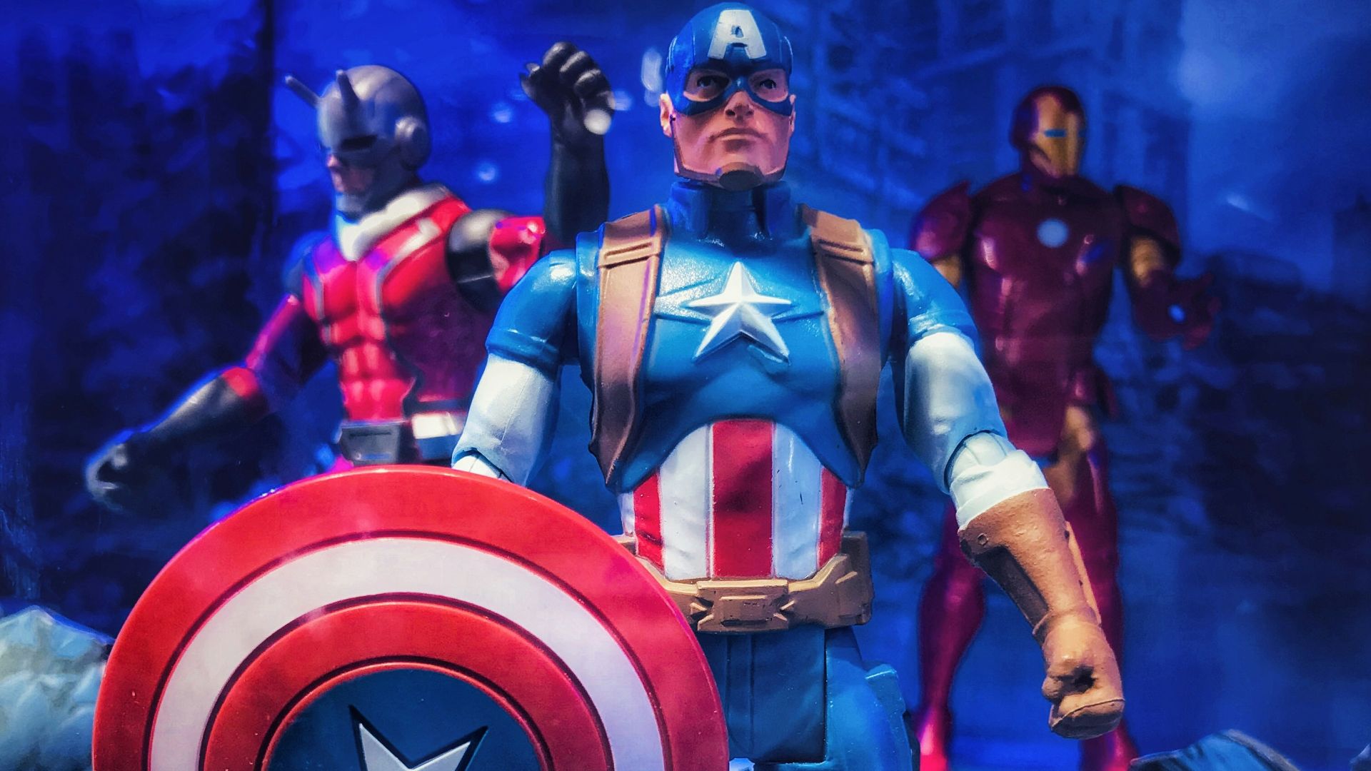 Marvel Captain America figurine