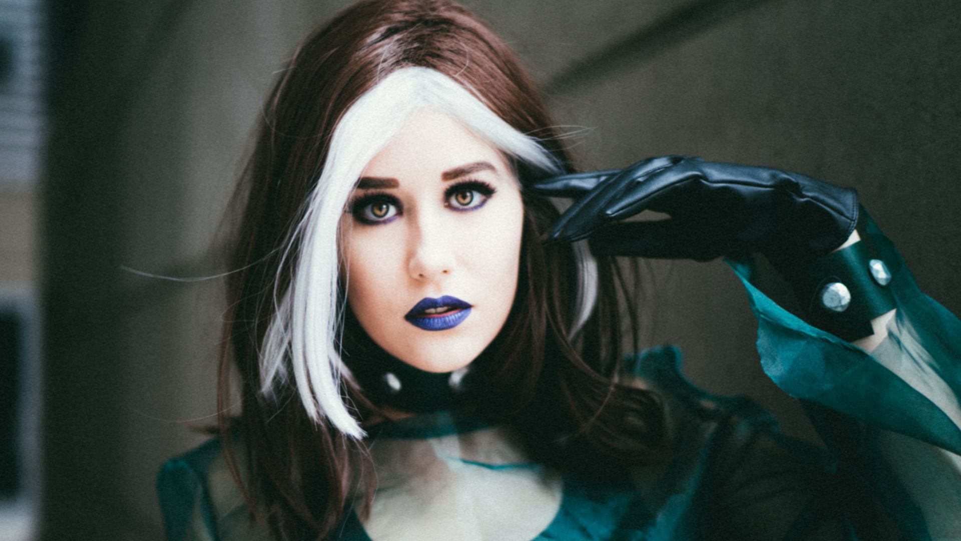 File:Cosplay of Rogue from X-Men Evolution at Anime Expo 2016 (28087617924).jpg