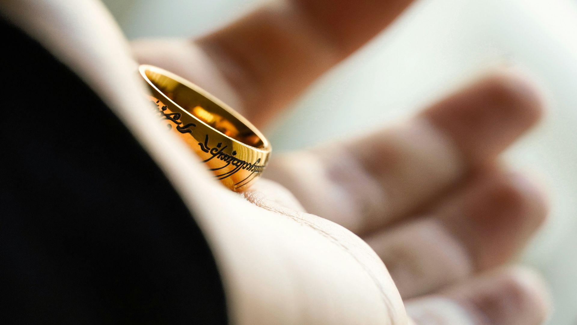 gold and silver wedding band