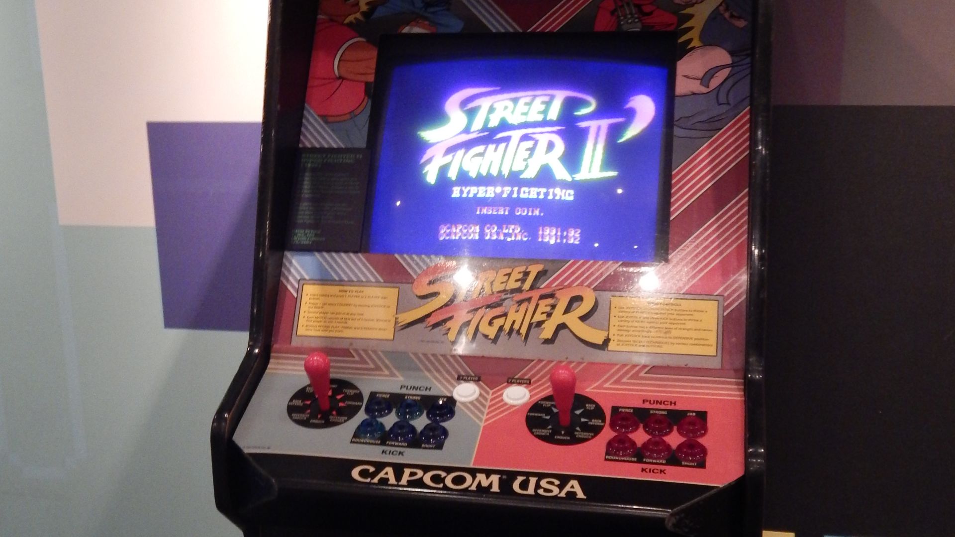 File:Street Fighter II arcade machine.jpg