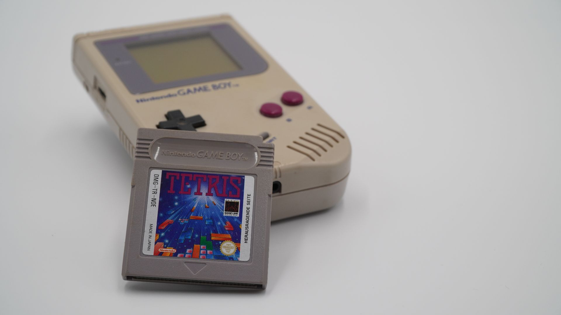 File:Game Boy and Tetris.jpg