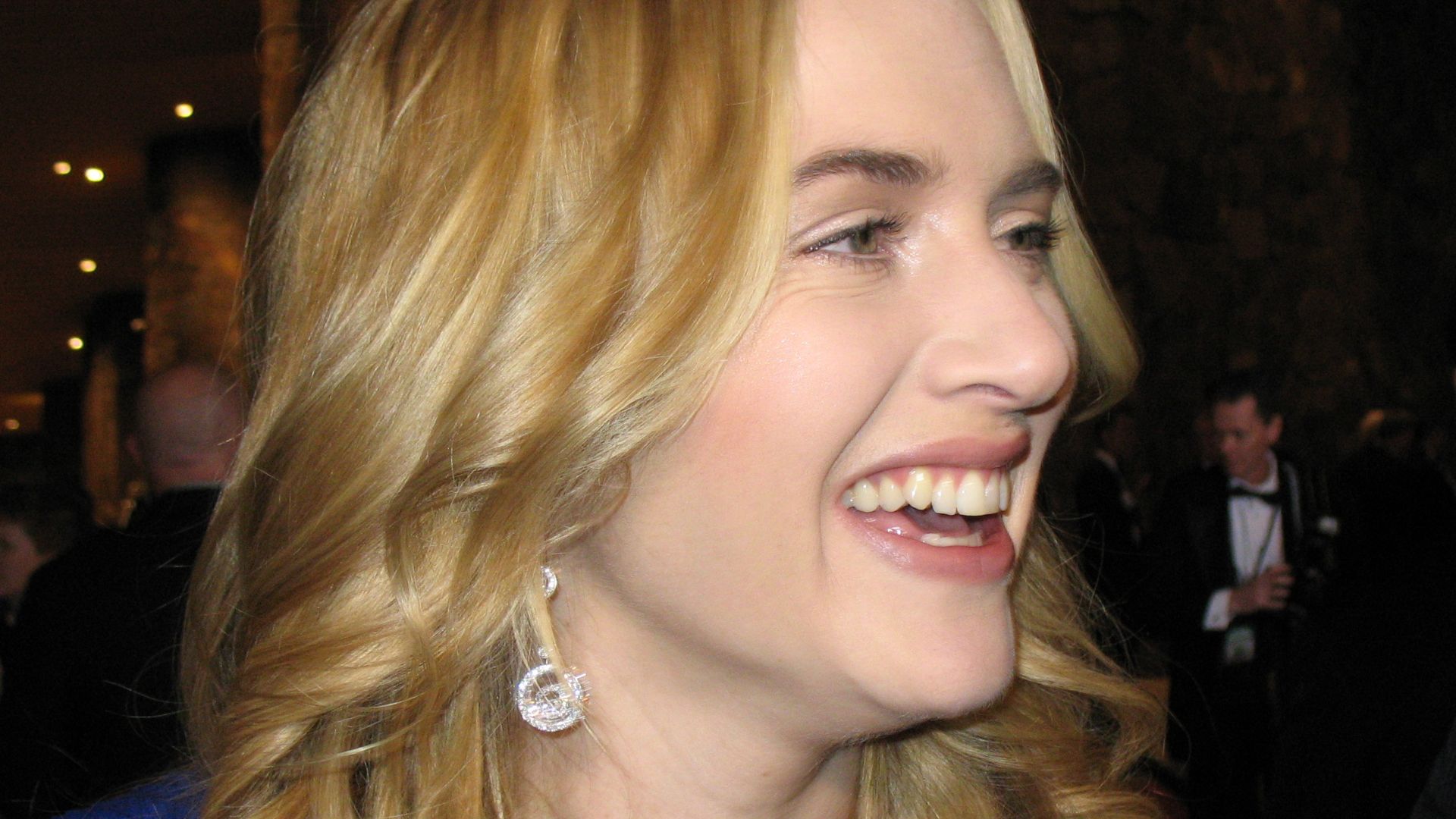 File:Kate Winslet Palm Film Festival 2 (cropped).jpg - Wikimedia ...