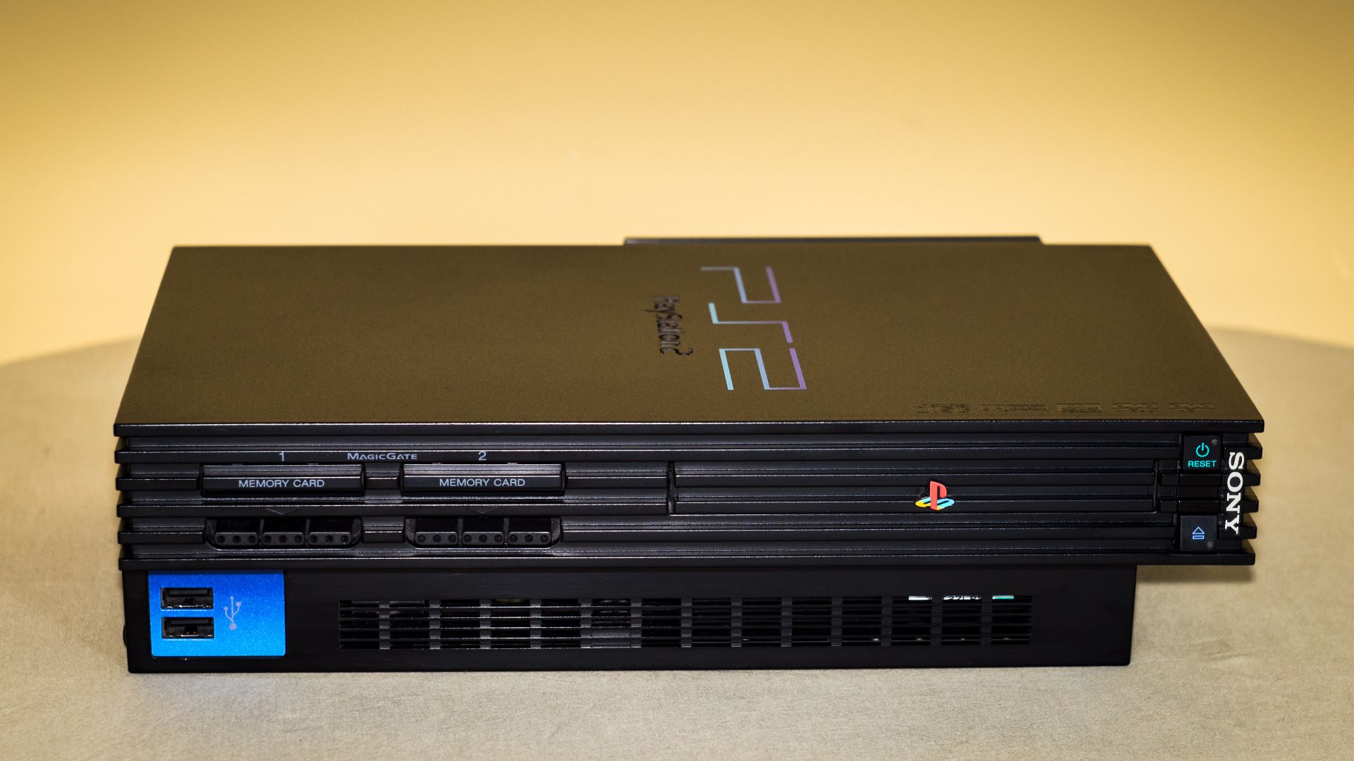 File:Sony Playstation 2 SCPH-5001 V9 (19290958318).jpg