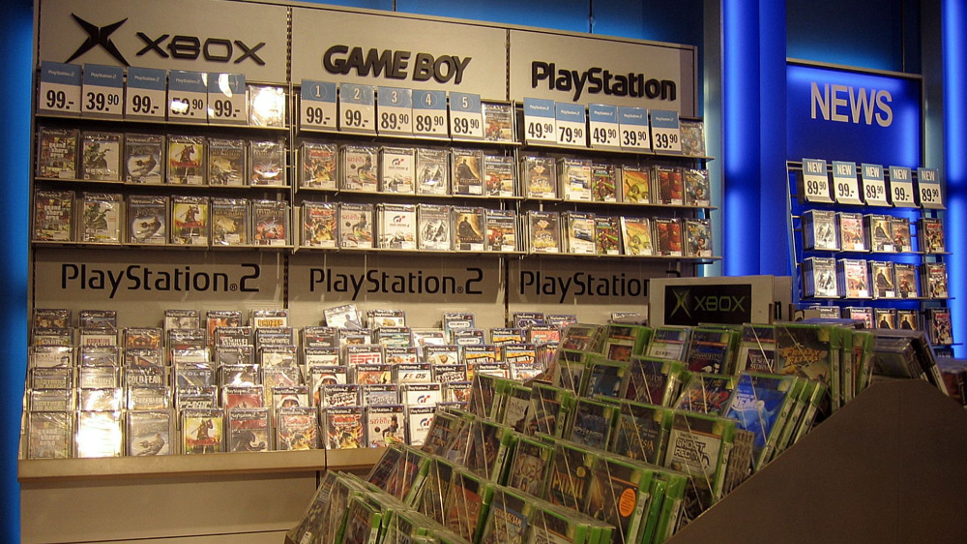 File:Videogameretaildisplay.jpg