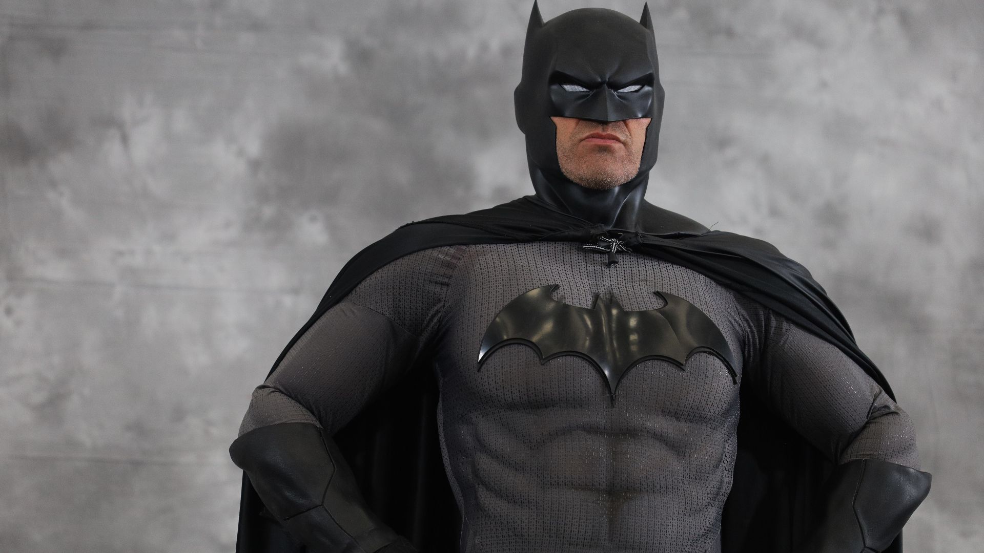 File:San Diego Comic-Con 2024 Masquerade - Cosplay of Batman 3.jpg