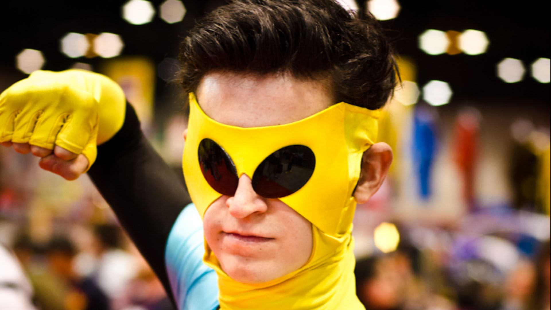File:C2E2 2013 - Invincible (8701565565).jpg