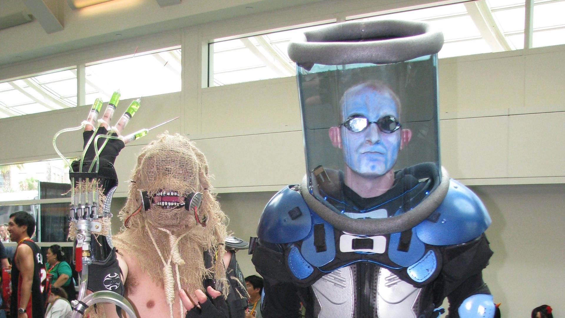 File:San Diego Comic-Con 2012 - Scarecrow and Mr. Freeze (7585087478).jpg