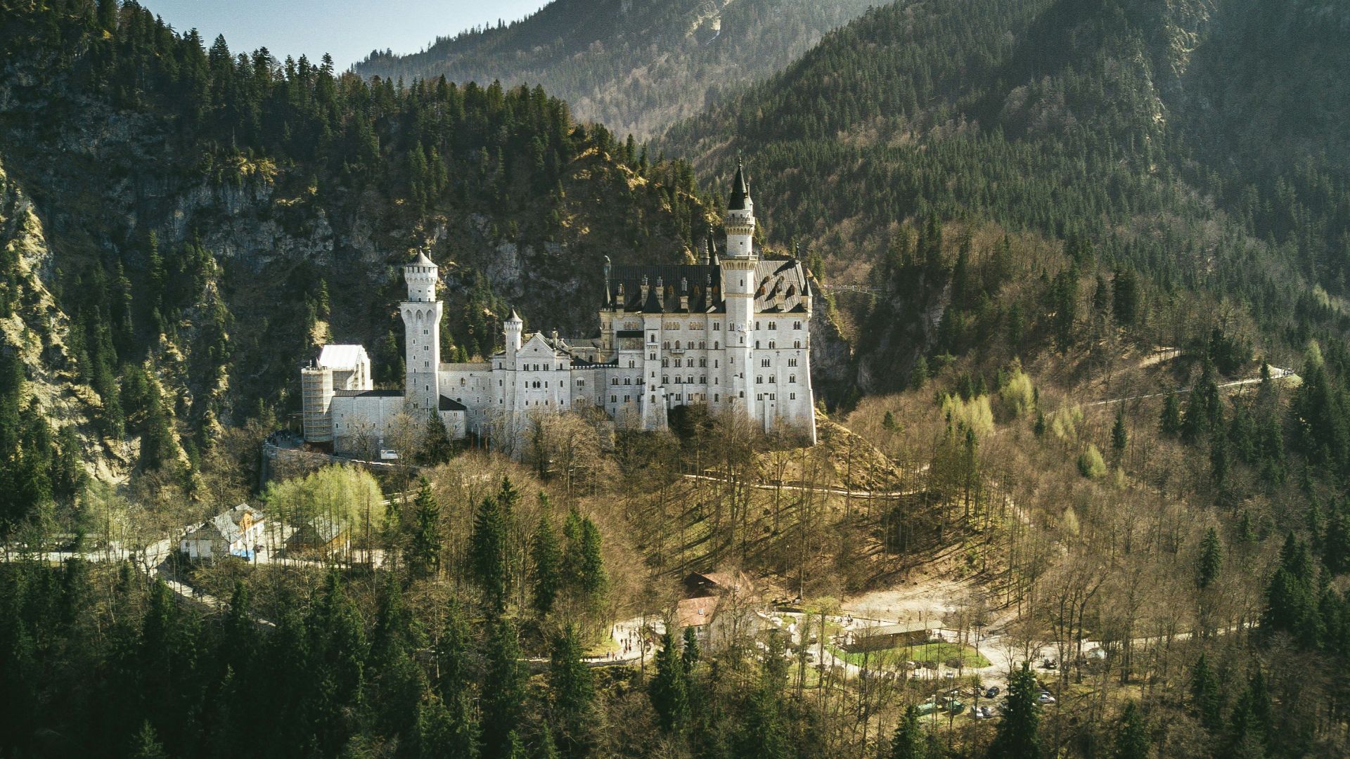 landscape photo of castle near the mountain