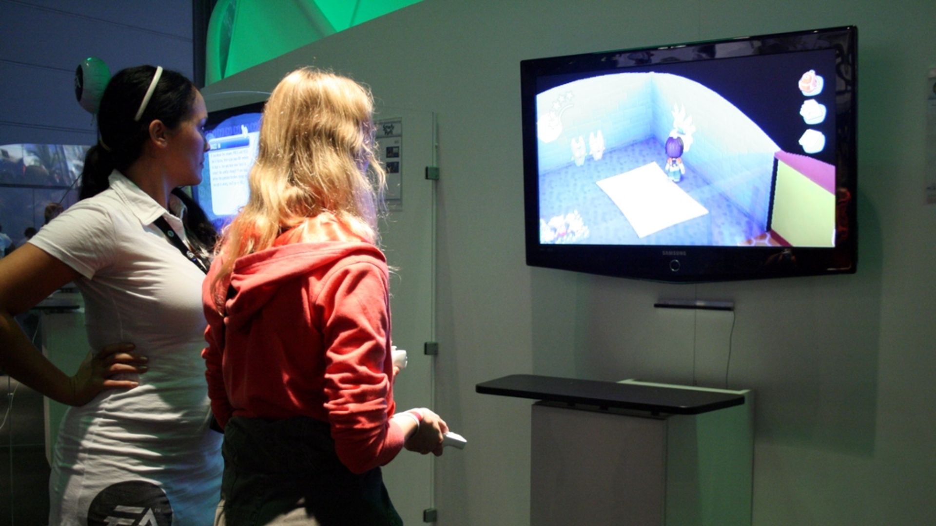 File:MySims at EA's Booth (1296581850).jpg