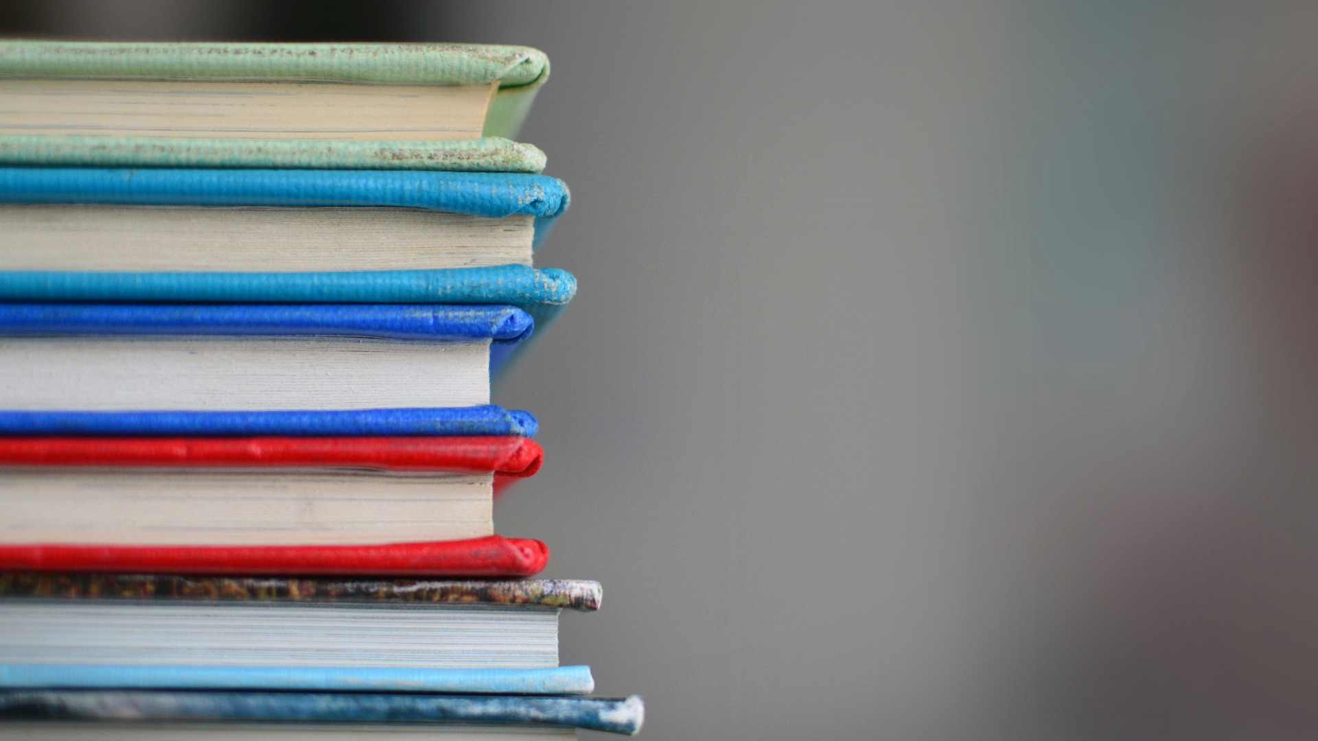 shallow focus photography of books