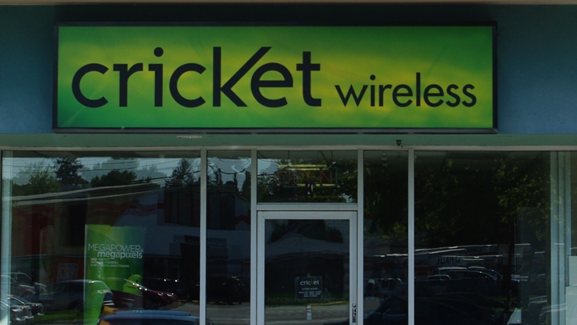 File:Cricket Wireless at Cornell Square - Hillsboro, Oregon.JPG