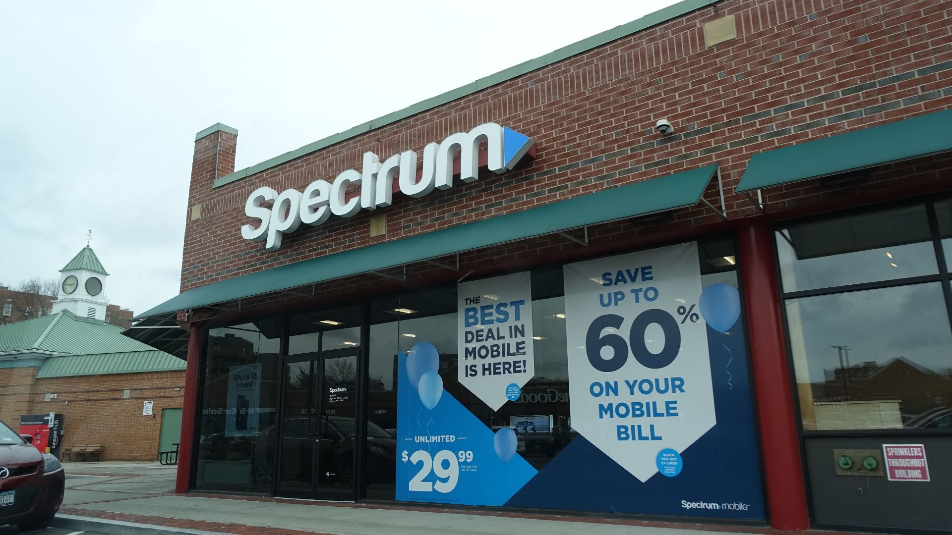 File:Bay Terrace Shopping Center td (2022-02-16) 11 - Spectrum.jpg