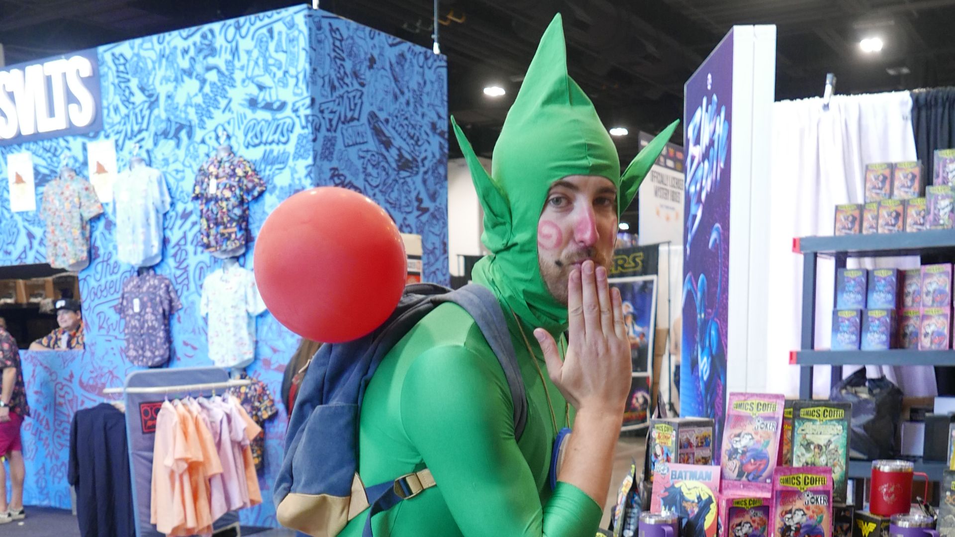 File:Fan Expo Denver 2024 - Cosplay of Tingle.jpg