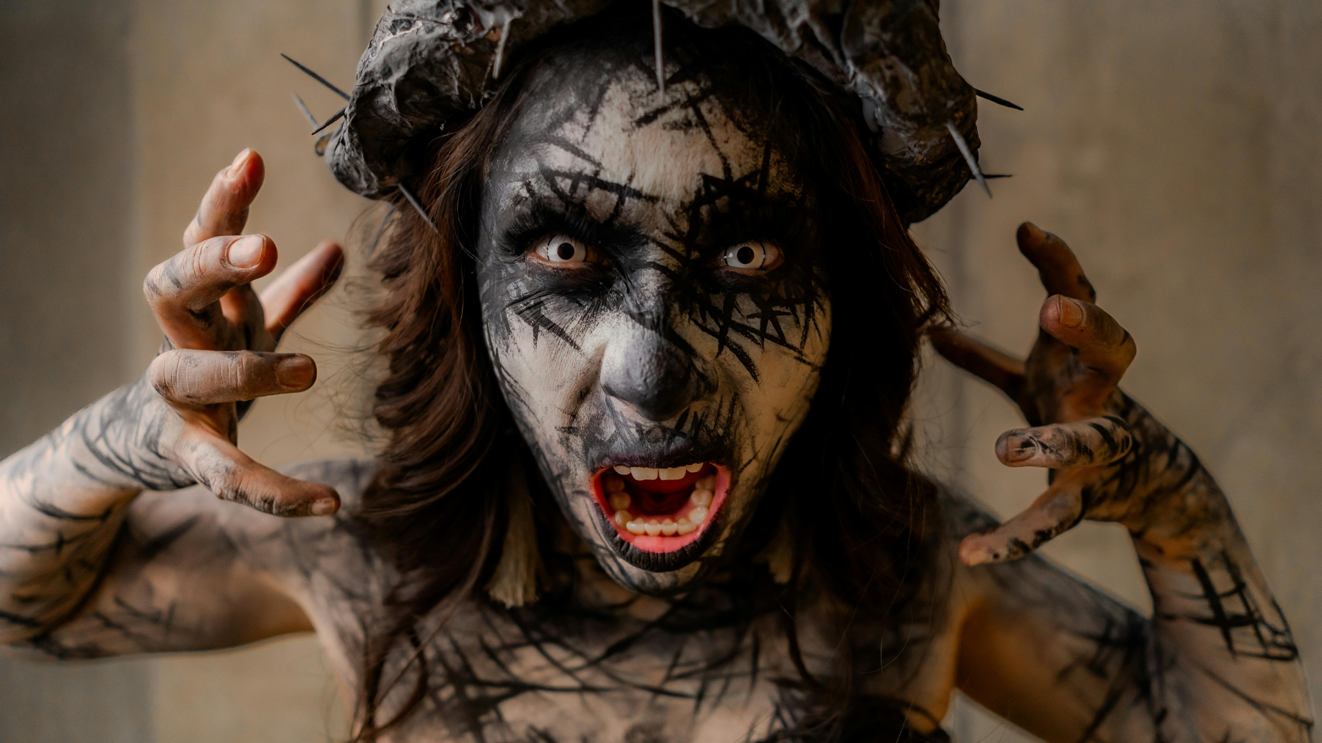 scarey_lady-face-thumb-rss.png