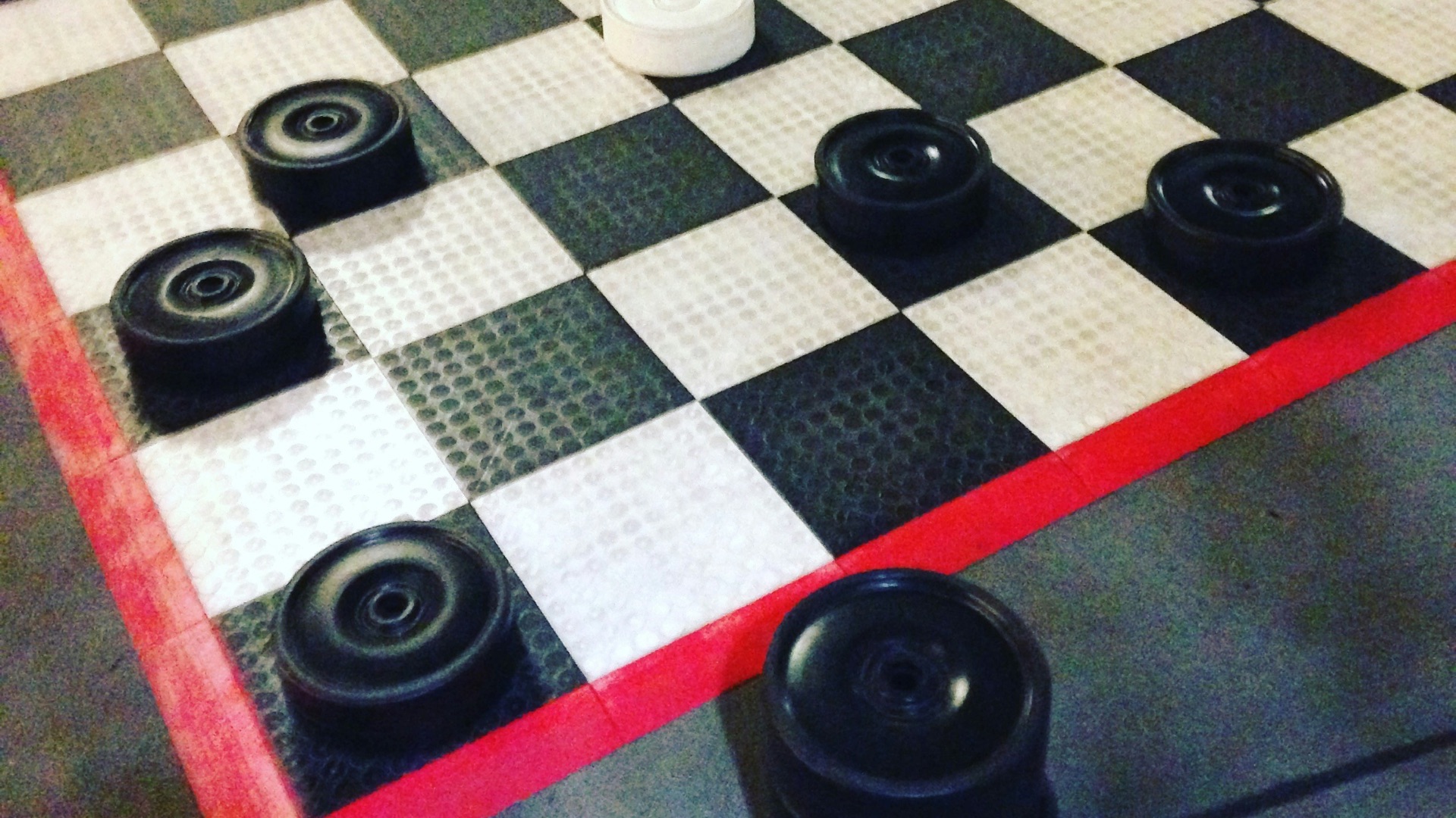 1786648658e820f8d4c56466b5af7c37f026e1eb6af934b70e.jpg