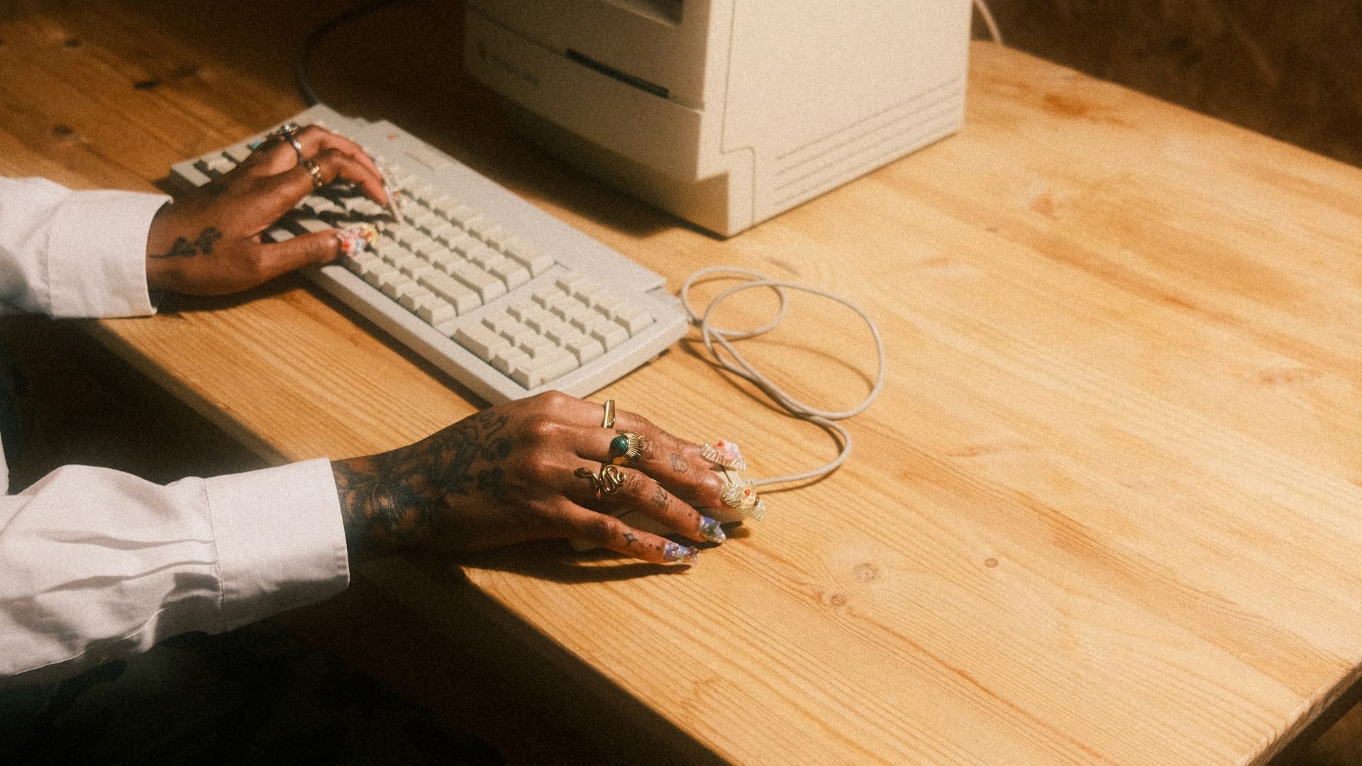 1789524442eb3543184bf395873b24a017c86062b5d4da4197.jpg
