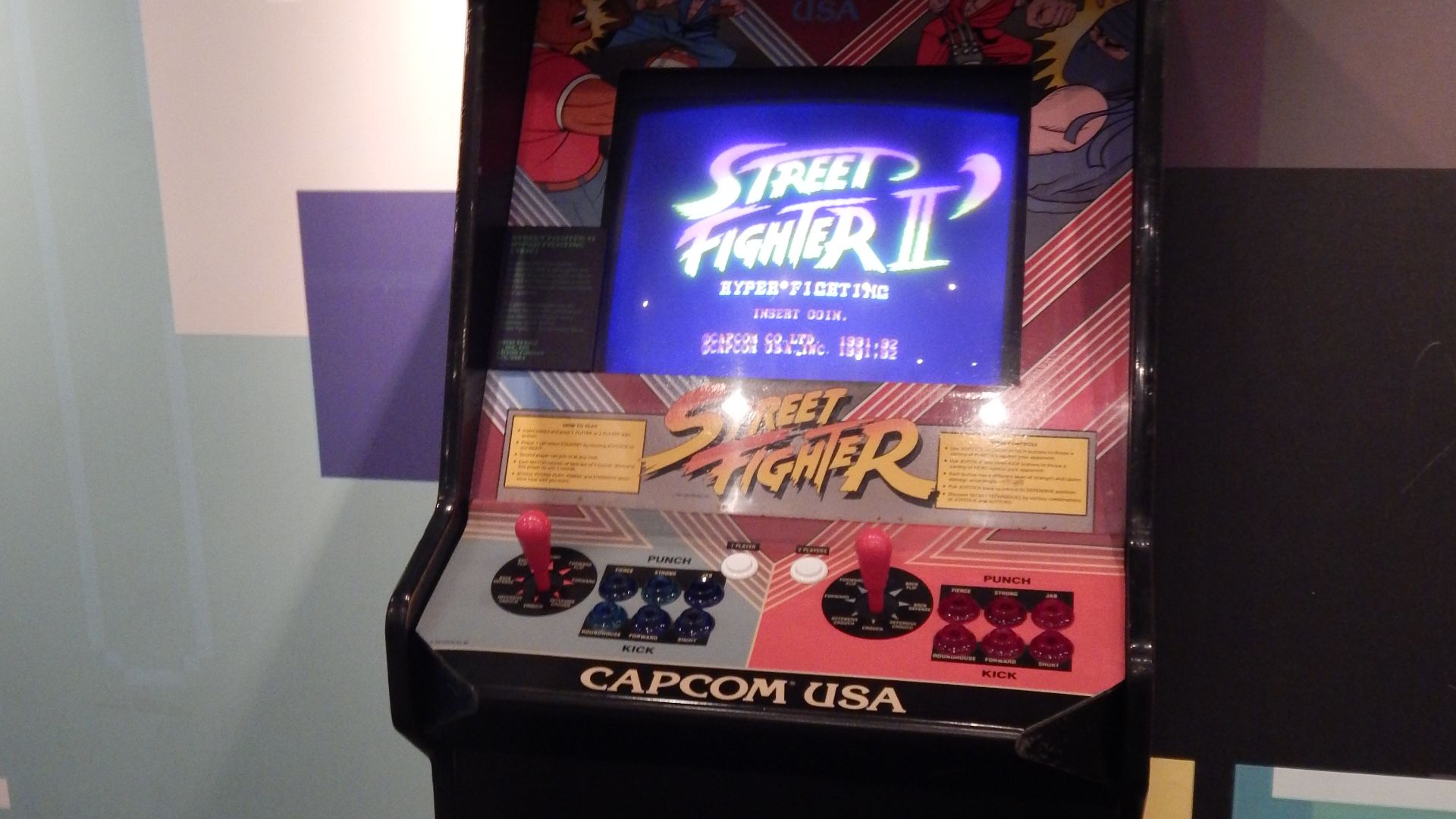 File:Street Fighter II arcade machine.jpg