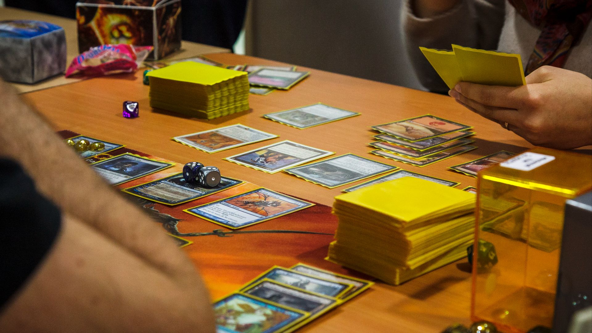 File:Magic the Gathering - Commander.jpg