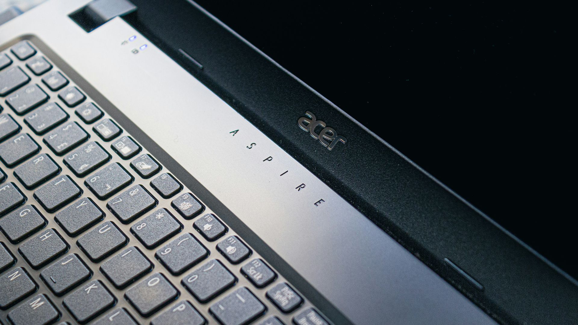 black and gray acer laptop