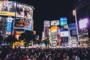 shibuya-crossing-923000_1920-300x200.jpg