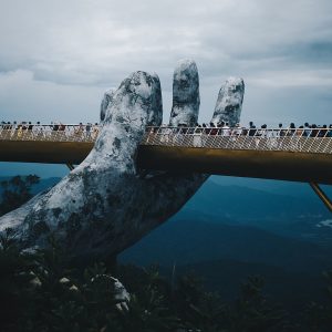 1024px-Golden_Bridge_Vietnam-300x300.jpg