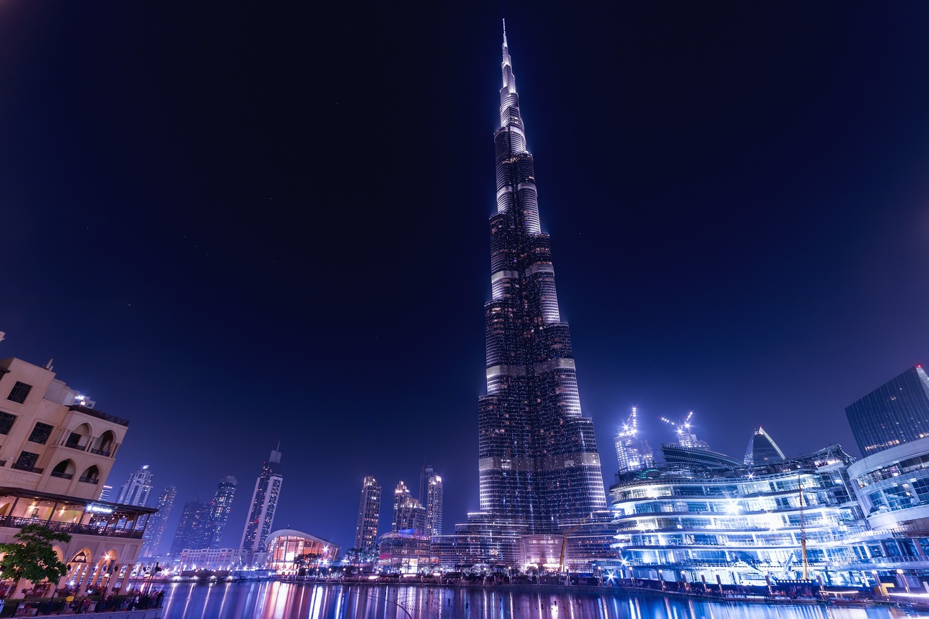 architecture-skyline-night-city-skyscraper-cityscape-1389639-pxhere-com-1541636502435.jpg