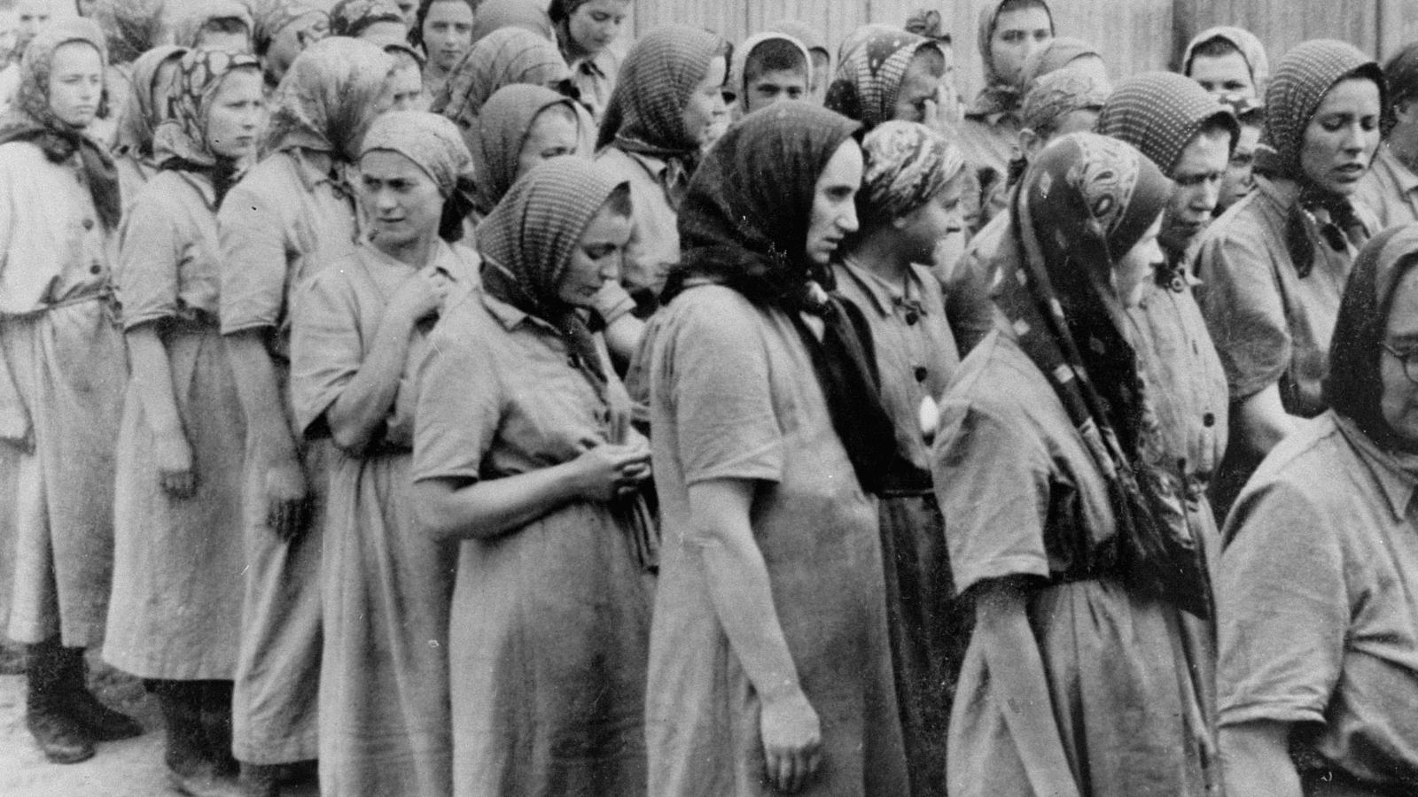 crop-holocaust-women-auschwitz-e1489417787555-1538160282491.jpg