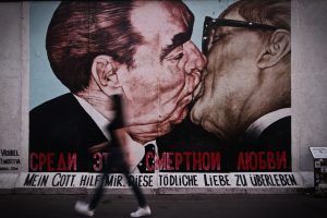 jeison-higuita-696160-unsplash-300x200.jpg