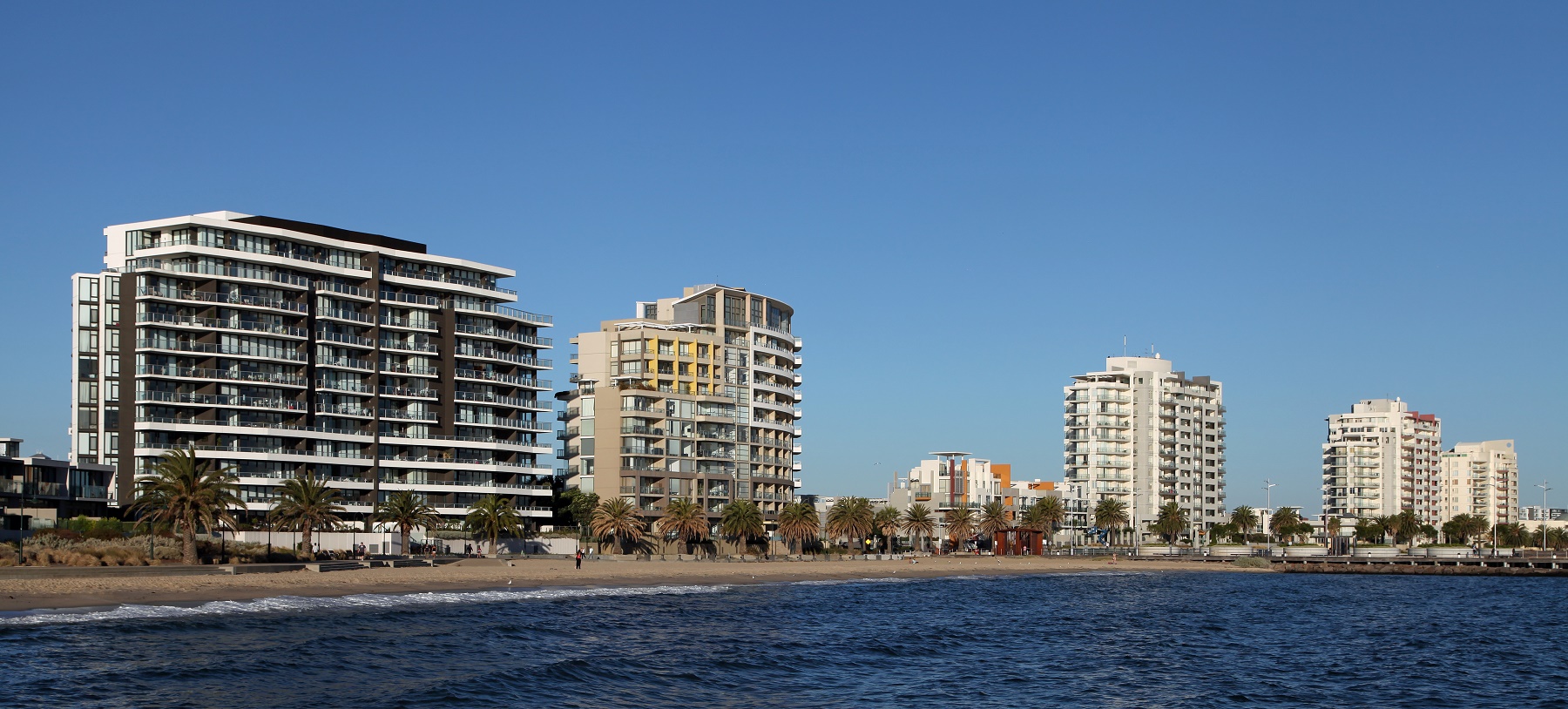 port_melbourne_beacon_cove-1540780513415.jpg