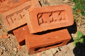 brick-1566327-300x199.jpg