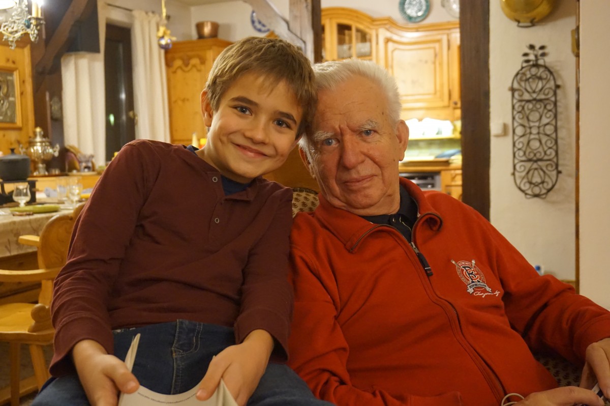 grandpa_boy_sitting_harmony_together_mood_child_love-1163497-1550553048409.jpg